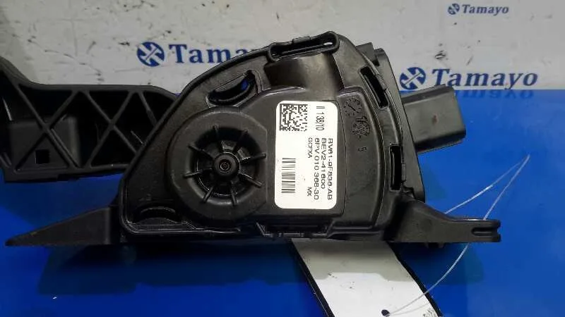 Pedal Acelerador para Mazda 3 Lim. (Bl)