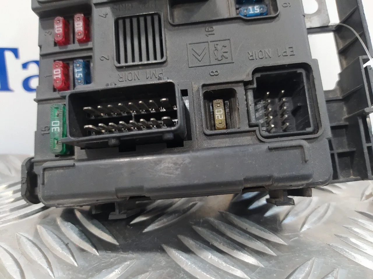 Caja Reles / Fusibles para Peugeot 807
