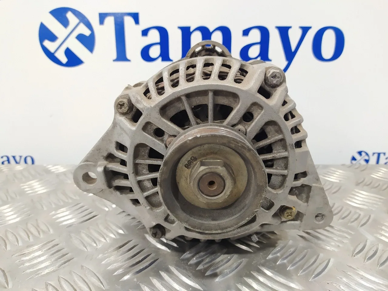 Alternador para Mitsubishi Space Wagon (N80/N90)