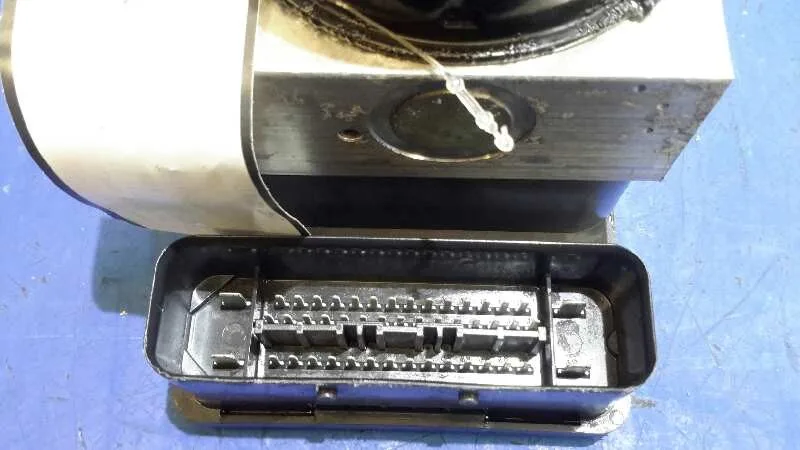 Abs para Volkswagen Golf Iv Berlina (1J1)
