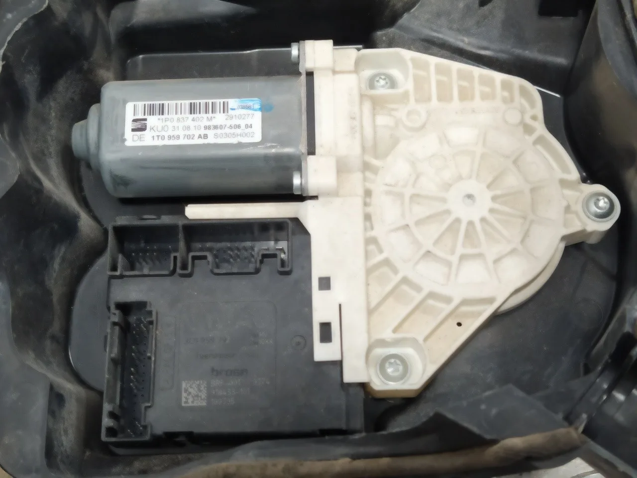 Elevalunas Delantero Derecho para Seat Leon (1P1)