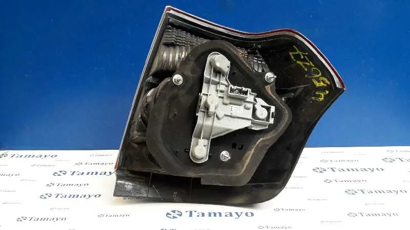 Piloto Trasero Izquierdo para Toyota Corolla (E12)