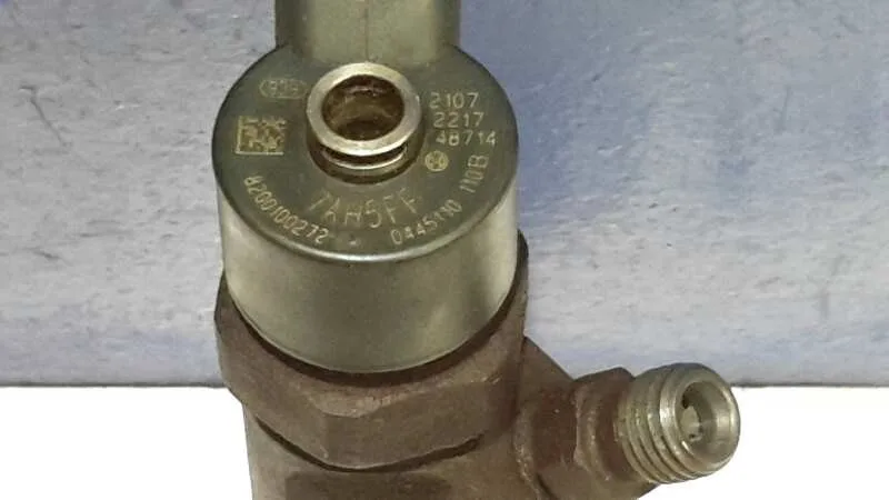 Inyector para Renault Clio Ii Fase I (B/Cbo)