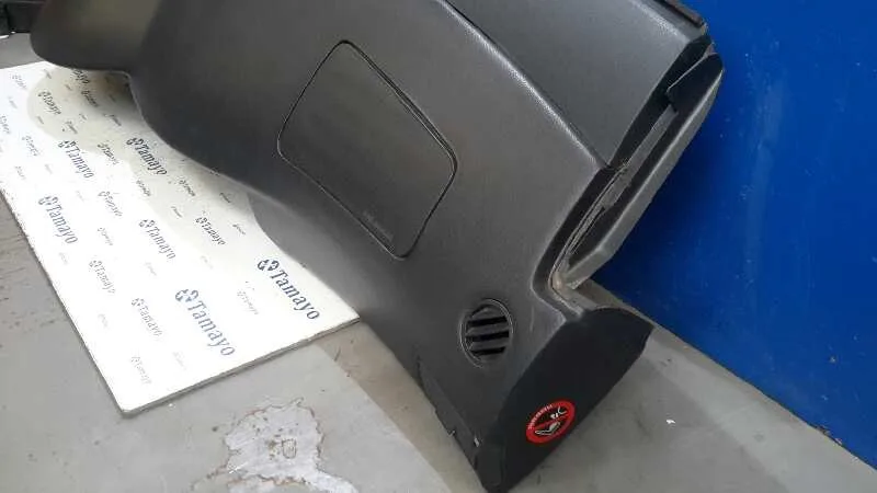 Salpicadero para Toyota Corolla (E12)