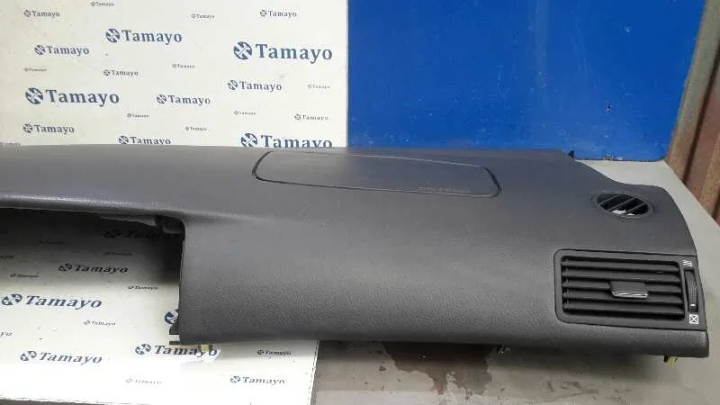 Salpicadero para Toyota Corolla (E12)