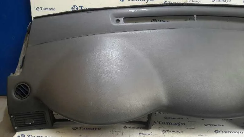 Salpicadero para Toyota Corolla (E12)
