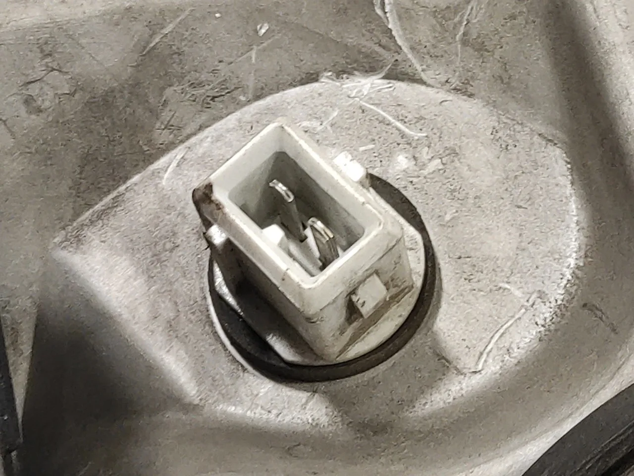 Faro Izquierdo para Renault Trafic Caja Cerrada (Ab 4.01)