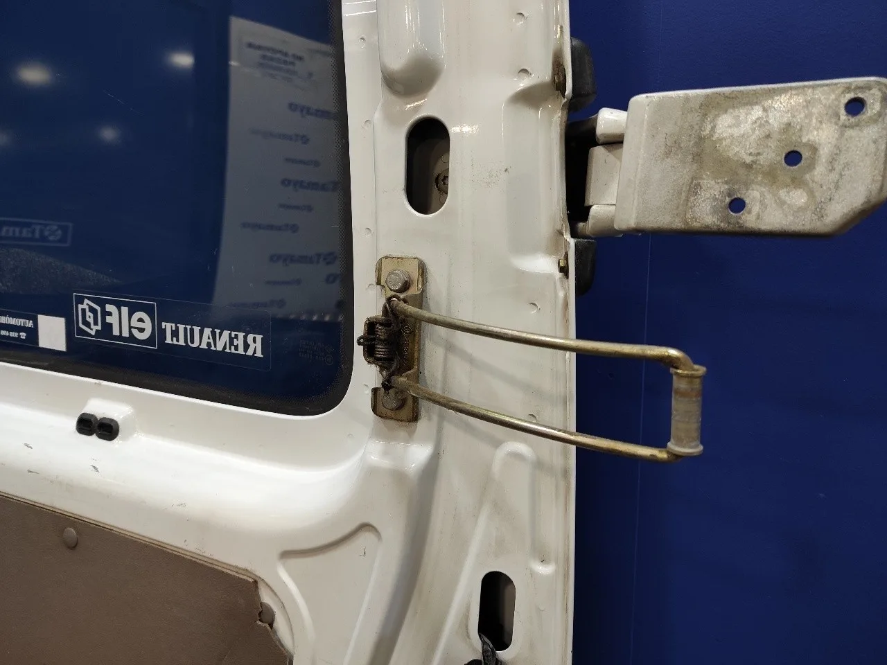 Puerta Trasera Carga Izquierda para Renault Master Desde '98