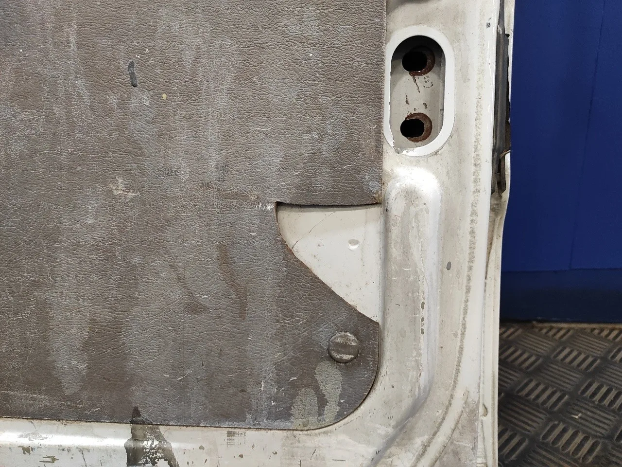 Puerta Trasera Carga Izquierda para Renault Master Desde '98