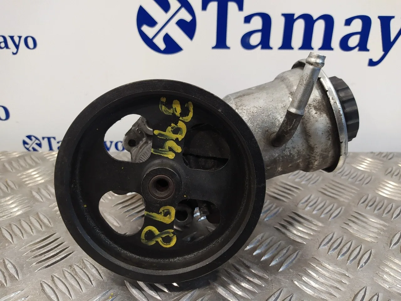 Bomba Direccion para Toyota Avensis Wagon (T25)