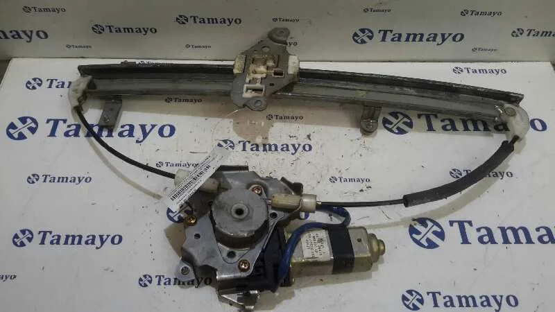 Elevalunas Delantero Derecho para Nissan Pick-Up (D22)