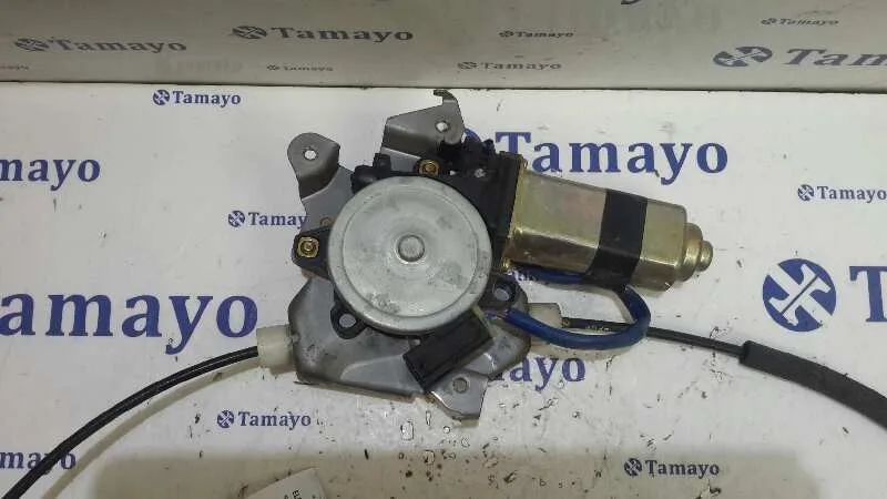 Elevalunas Delantero Derecho para Nissan Pick-Up (D22)