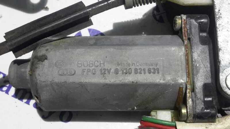 Elevalunas Trasero Derecho para Toyota Carina (T19)