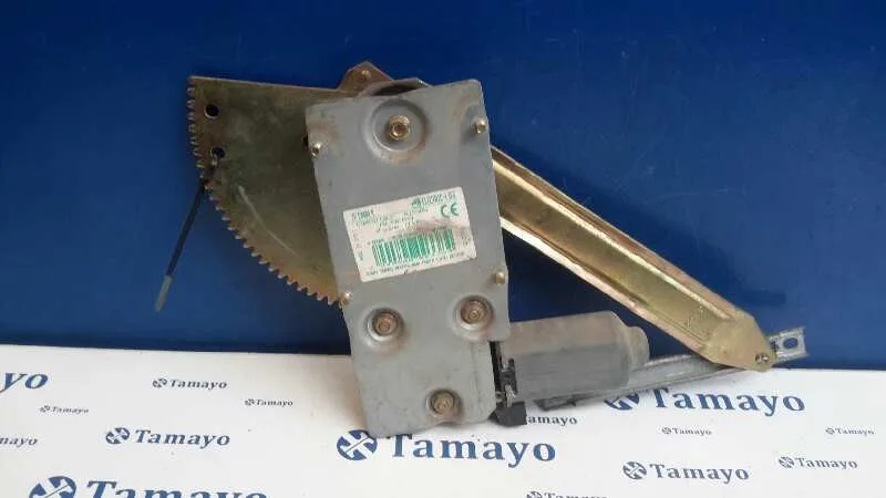 Elevalunas Trasero Derecho para Nissan Almera (N16/E)