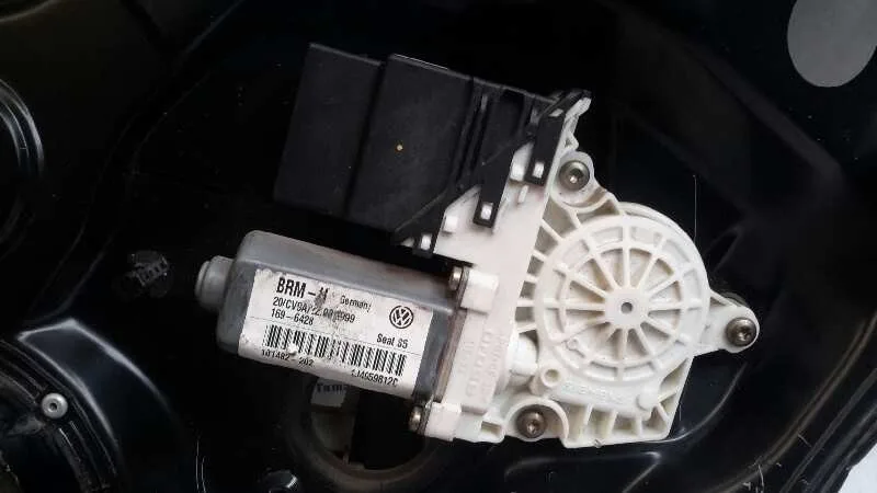 Elevalunas Trasero Derecho para Seat Toledo (1M2)