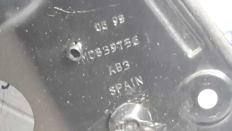 Elevalunas Trasero Derecho para Seat Toledo (1M2)