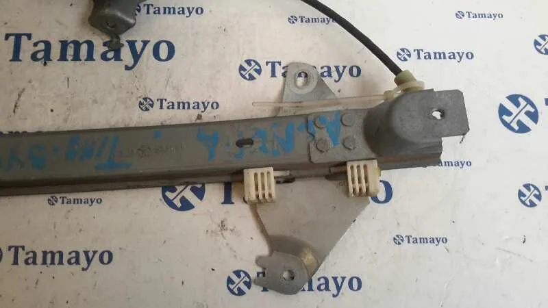 Elevalunas Trasero Izquierdo para Nissan Almera Tino (V10M)