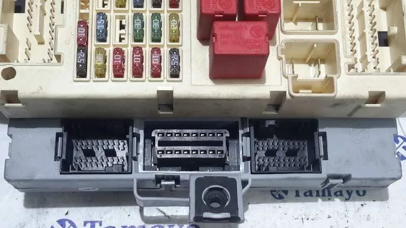 Caja Fusibles para Fiat Stilo (192)