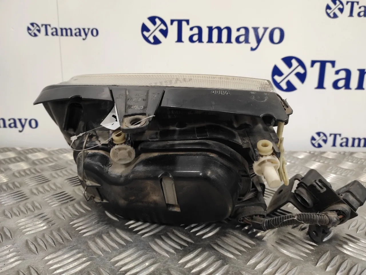 Faro Derecho para Volkswagen Polo Berlina (6N2)