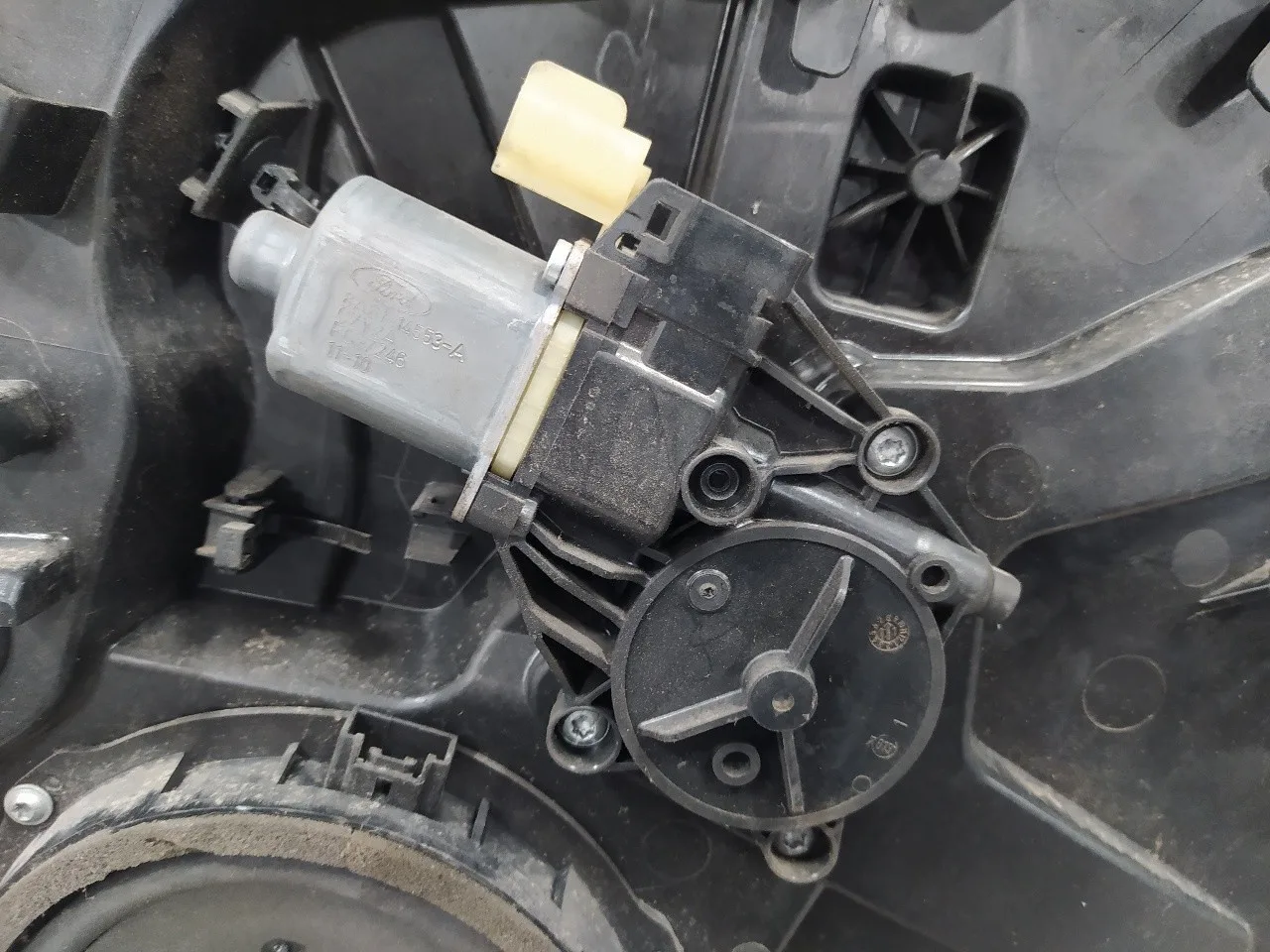 Elevalunas Delantero Derecho para Ford Fiesta (Cb1)