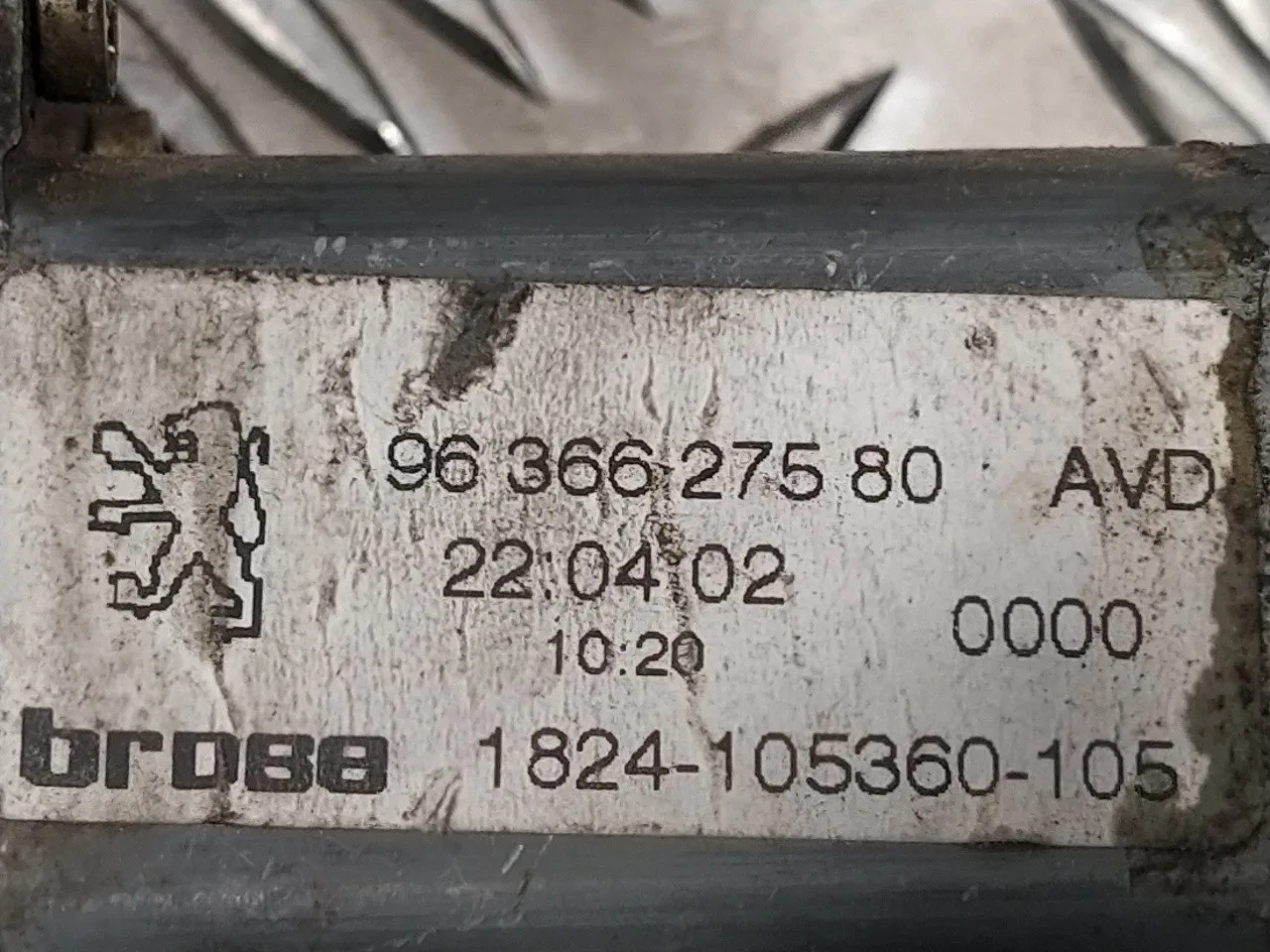 Elevalunas Delantero Derecho para Peugeot 206 Cc