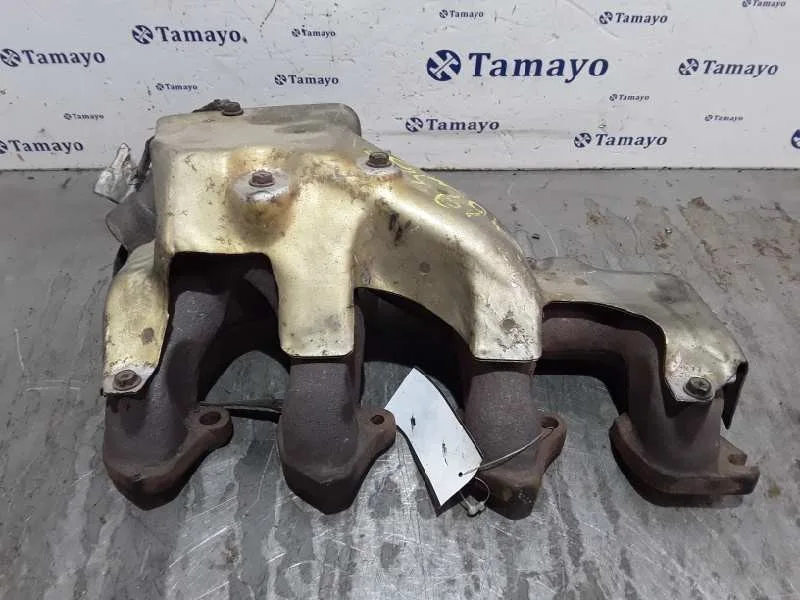 Colector Escape para Nissan Serena (C23M)