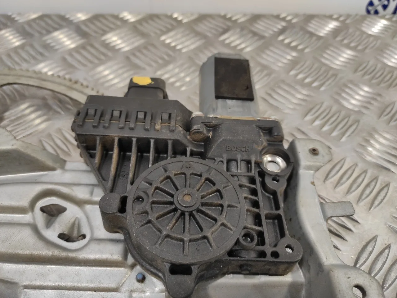 Elevalunas Delantero Derecho para Opel Astra H Ber.