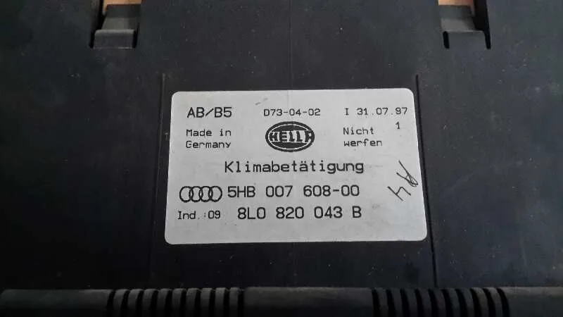 Mando Climatizador para Audi A3 (8L)
