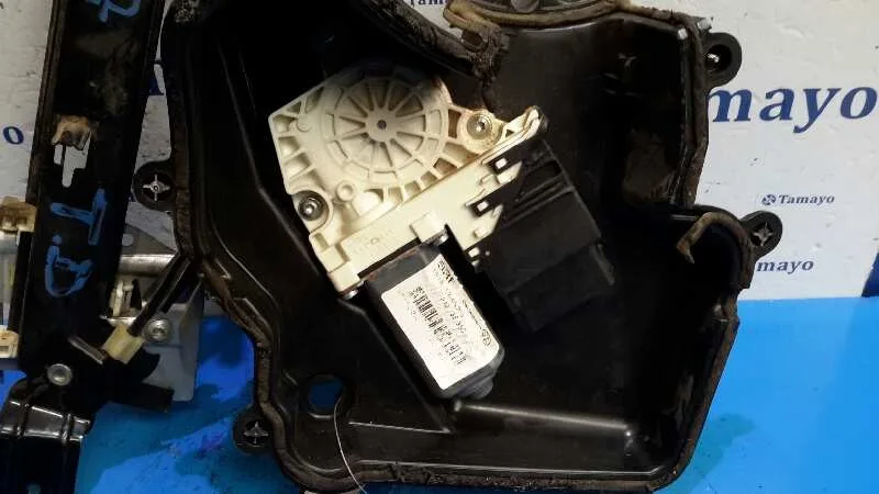 Elevalunas Trasero Derecho para Seat Leon (1P1)
