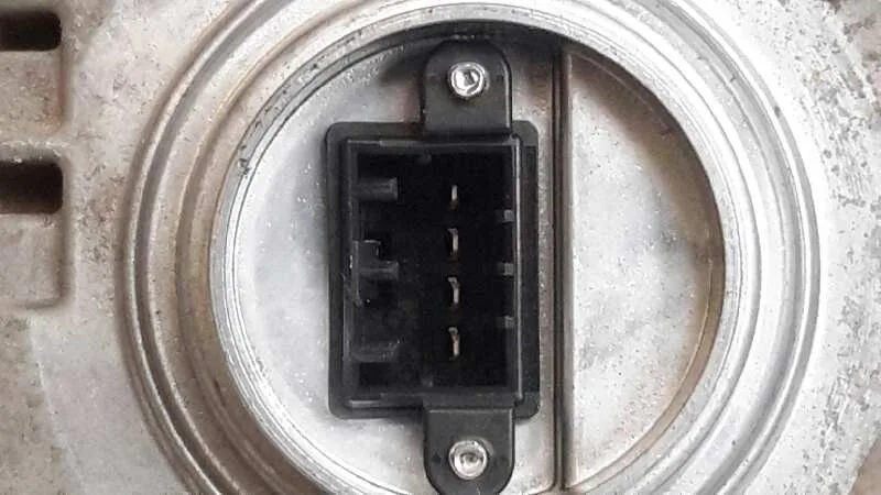 Centralita Faros Xenon para Mazda 6 Berlina (Gg)