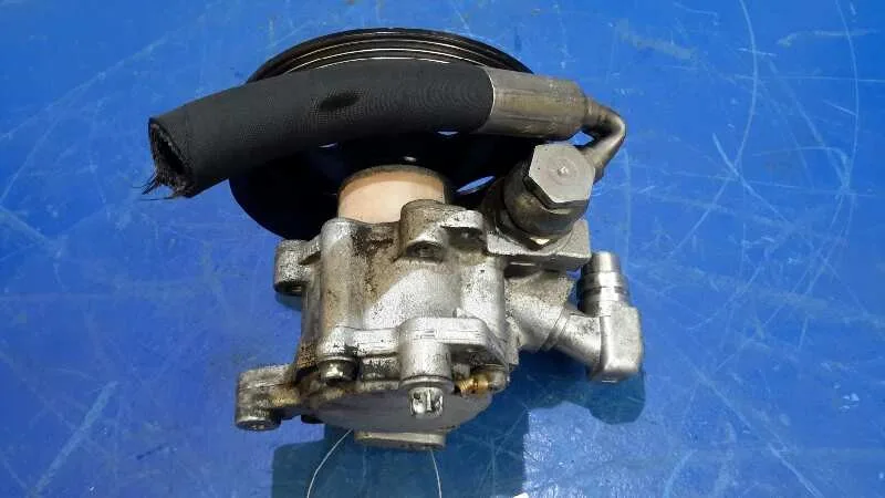 Bomba Direccion para Mercedes-Benz Clase Clk (W208) Coupe