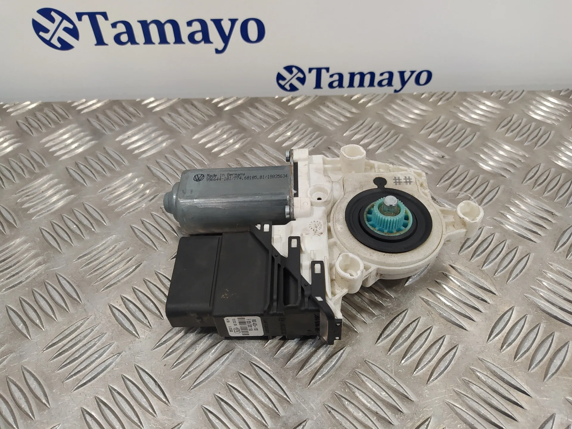 Motor Elevalunas Trasero Derecho para Volkswagen Touran (1T1)