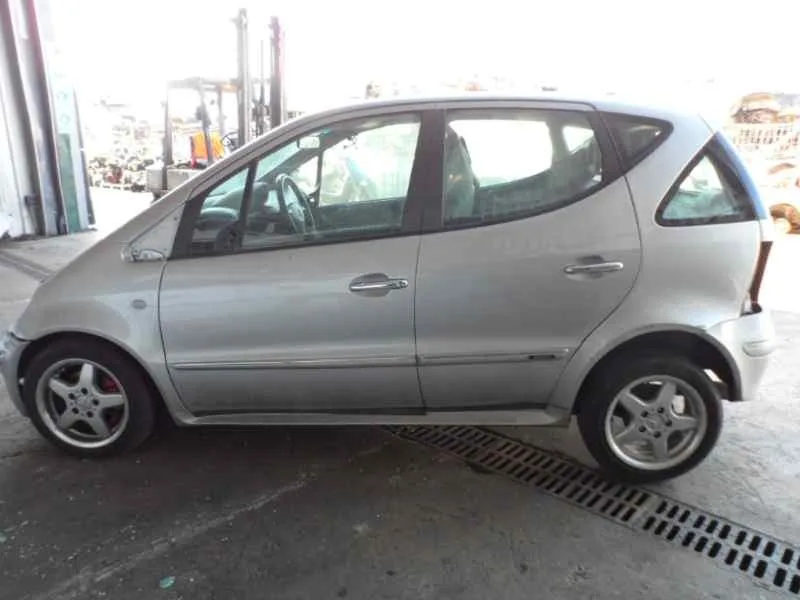 Aleta Delantera Izquierda para Mercedes-Benz Clase A (W168)