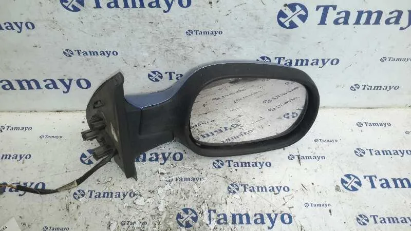 Retrovisor Derecho para Nissan Micra (K12E)