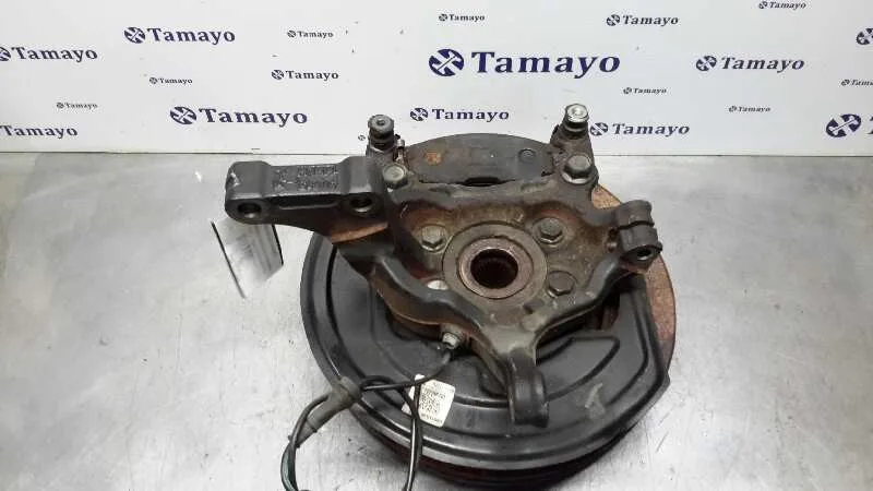 Mangueta Delantera Izquierda para Nissan Pulsar (C13)