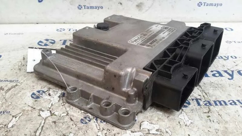 Centralita Motor Uce para Ford Fiesta (Cb1)