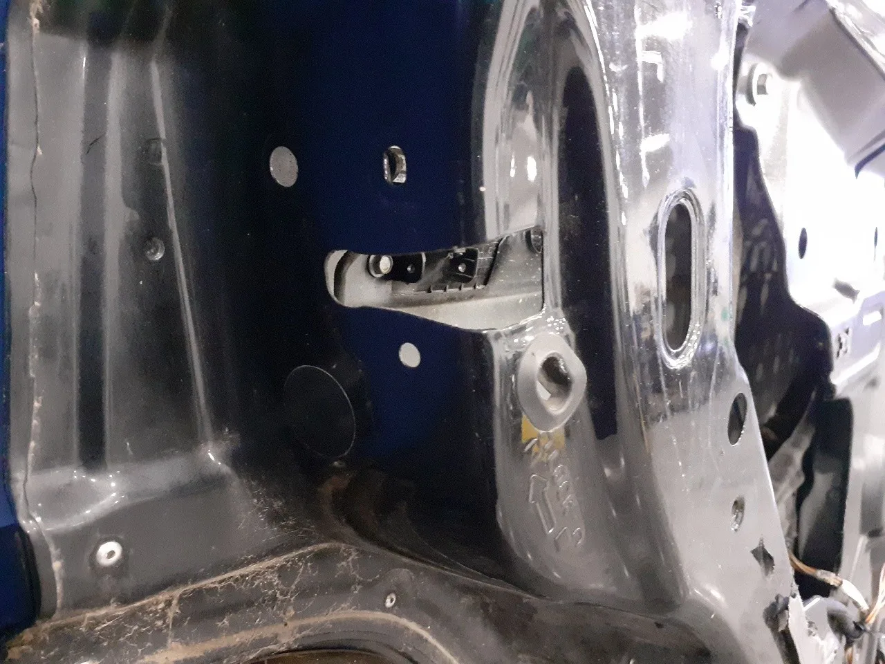 Puerta Trasera Izquierda para Jeep Commander (Xk, Xh)