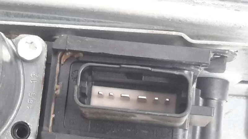 Elevalunas Delantero Derecho para Peugeot 208