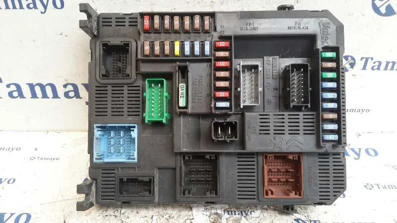 Caja Reles / Fusibles para Peugeot 2008 (--.2013->)