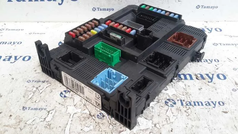Caja Reles / Fusibles para Peugeot 2008 (--.2013->)