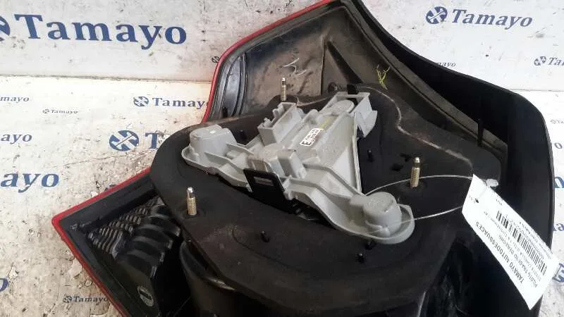 Piloto Trasero Izquierdo para Toyota Corolla (E12)