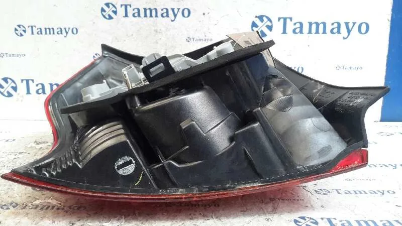 Piloto Trasero Izquierdo para Toyota Corolla (E12)