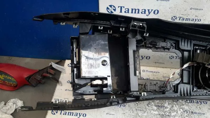 Apoyabrazos Central para Volkswagen Golf Vii Lim. (5G1)