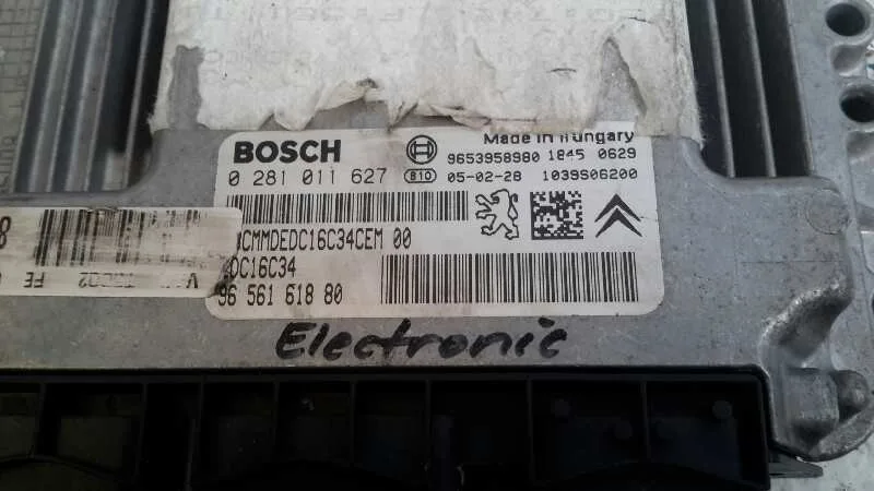 Centralita Motor Uce para Peugeot 307 (S1)