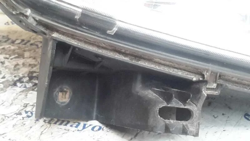 Faro Derecho para Nissan Kubistar (X76)