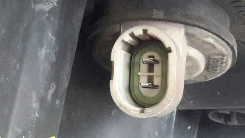 Faro Derecho para Nissan Kubistar (X76)