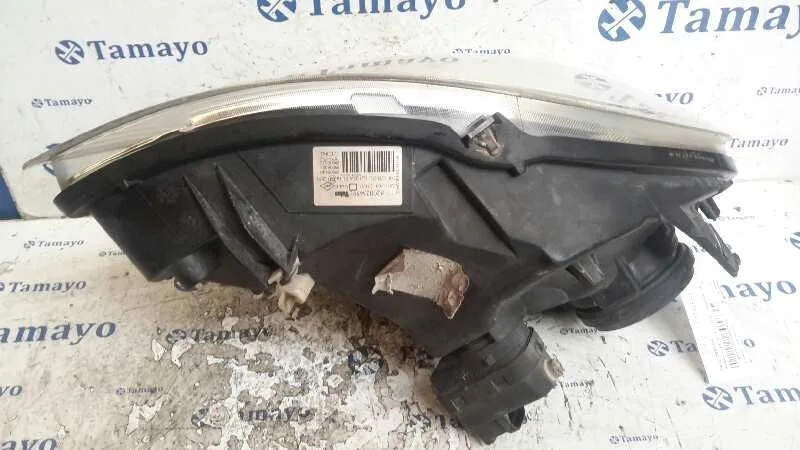 Faro Derecho para Nissan Kubistar (X76)