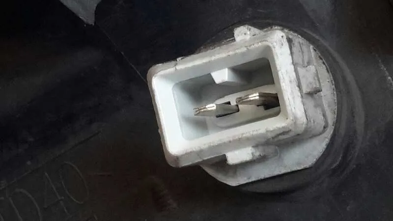 Faro Izquierdo para Nissan Kubistar (X76)