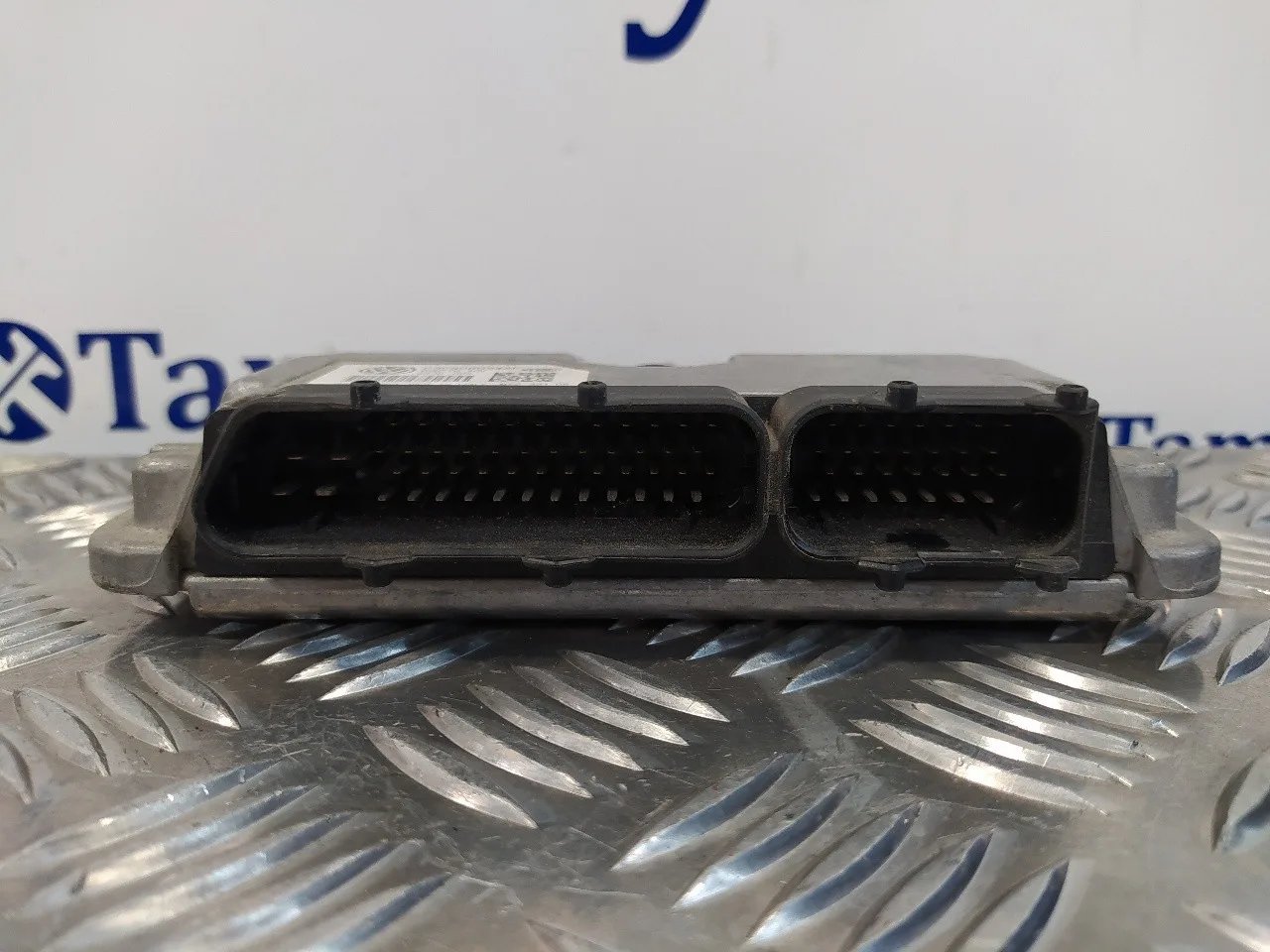 Centralita Motor Uce para Seat Ibiza (6L1)