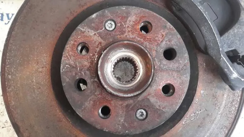 Mangueta Delantera Derecha para Opel Corsa D